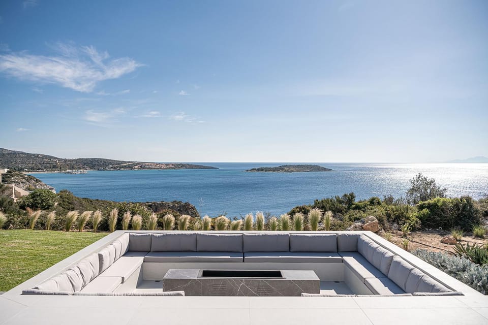 Day, Natural landscape, Seating area, Mountain view, Sea view