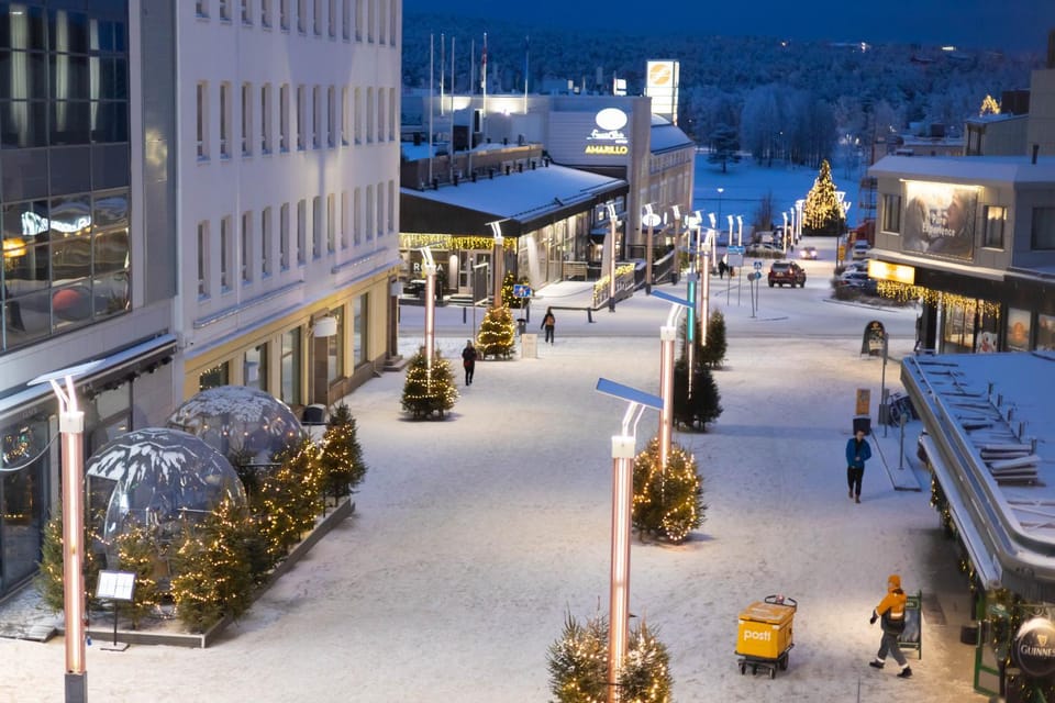 Winter, City view, Location