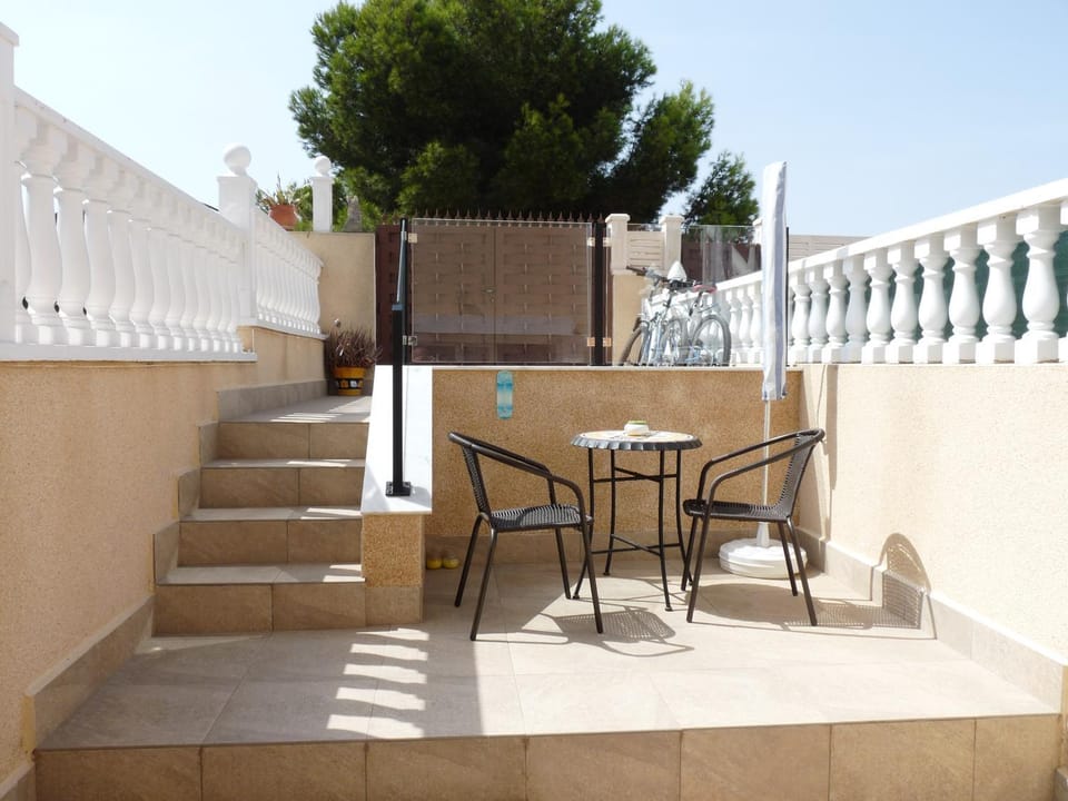 Patio, Balcony/Terrace, Seating area, Dining area