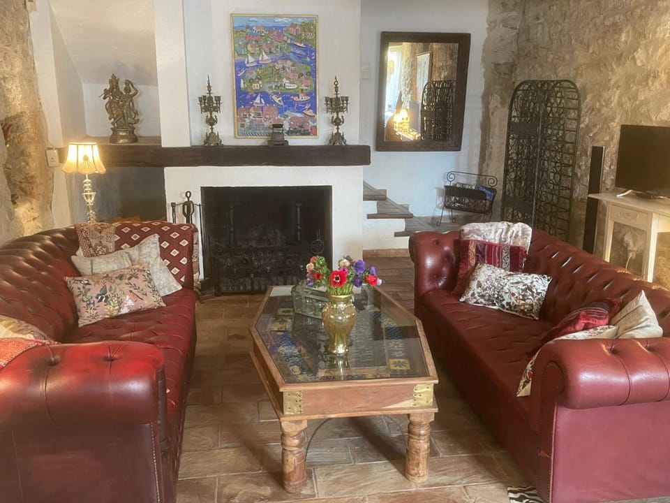 Living room, flat iron