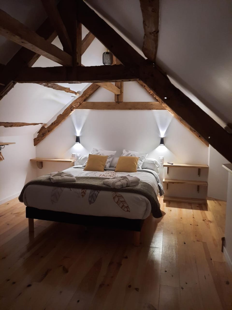 A La Mémoire de Merlin " Gîte La Table Ronde " Bed and Breakfast in Brittany