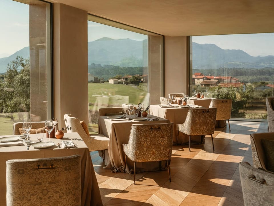 Restaurant/places to eat, Mountain view