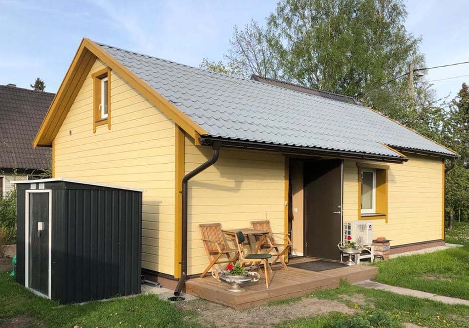 Property building, Garden view
