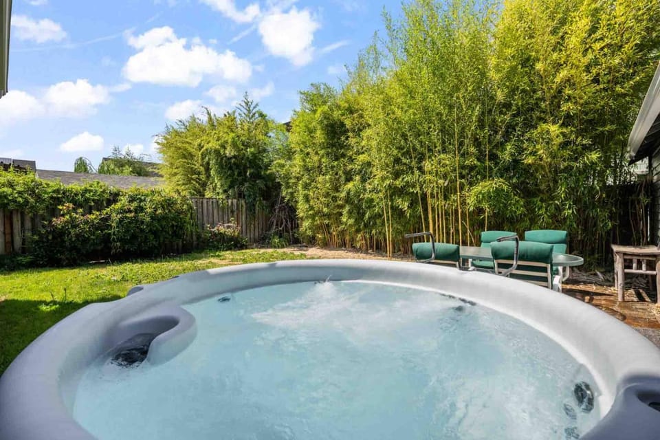 Rhone Retreat House in Portland