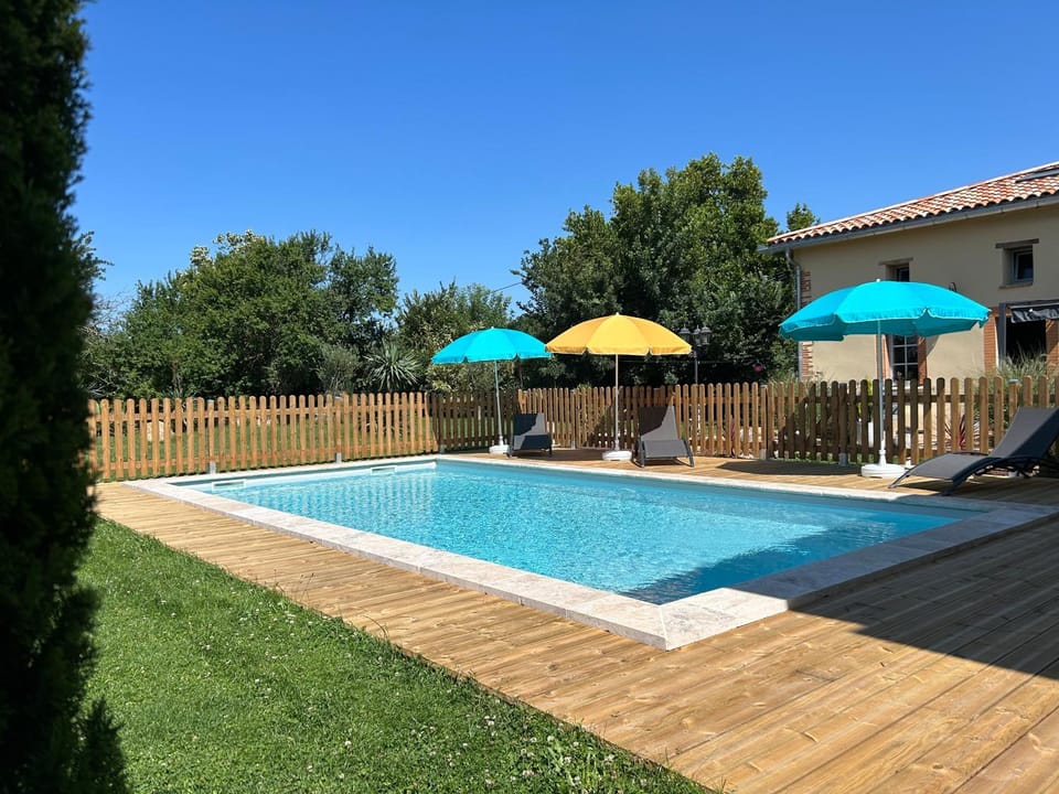 Chalet La clef des champs - Vue Imprenable - Piscine Chalet in Occitanie
