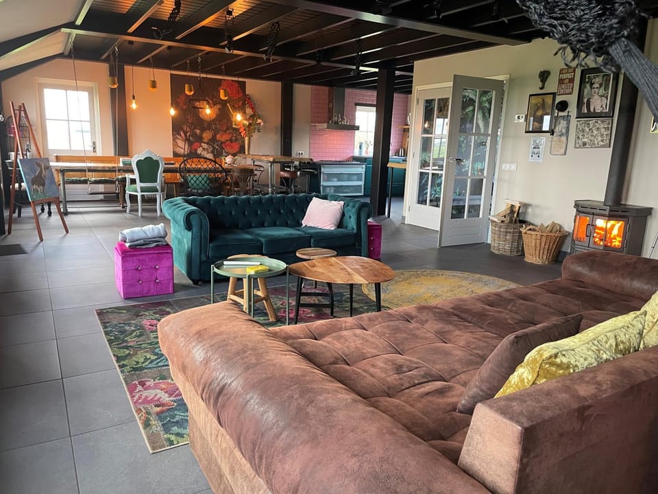 Wellness tussen loslopende alpacas Villa in Flevoland, Netherlands