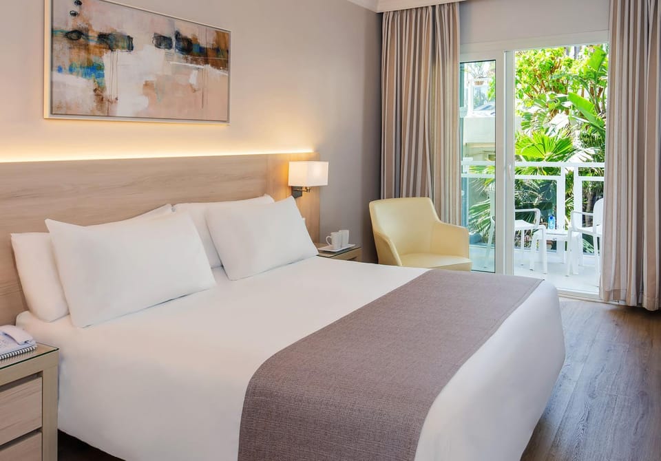 Bed, Garden, Coffee/tea facilities, Balcony/Terrace, Bedroom