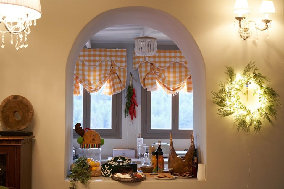 Dandy Villas Dimitsana - a family ideal charming home in a quaint historic neighborhood - 2 fireplaces for romantic nights Villa in Arcadia, Greece