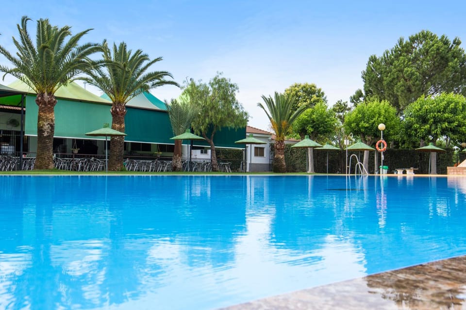 Pool view, Swimming pool