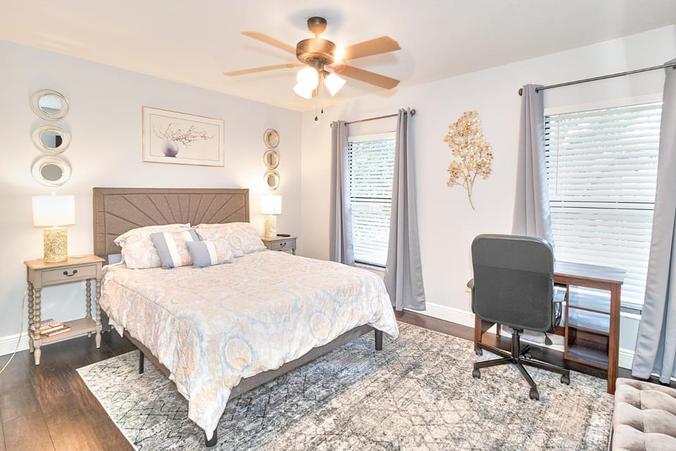Bed, fireplace, fireplace
