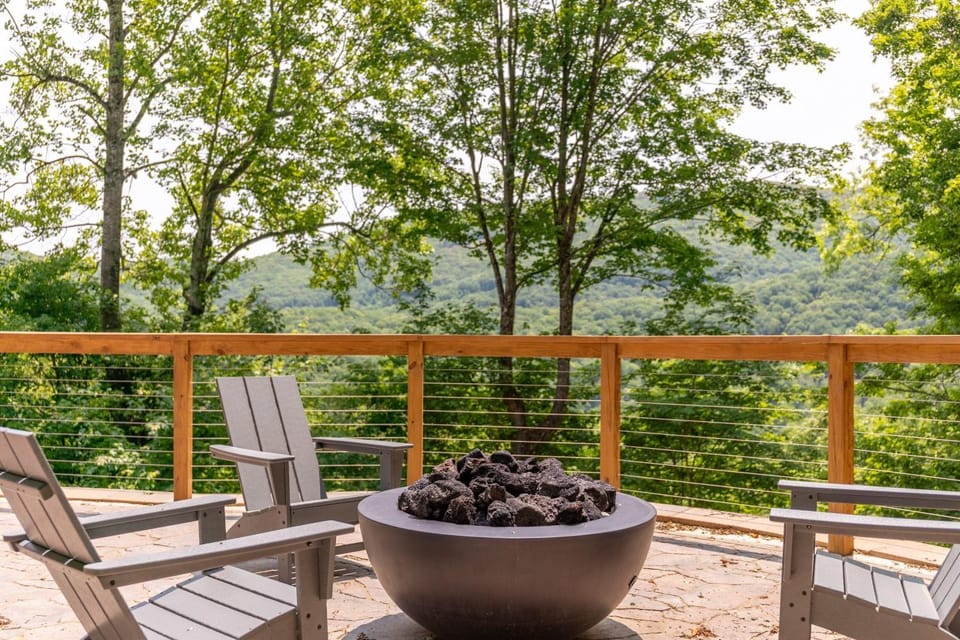 A High Country Retreat House in Brushy Fork