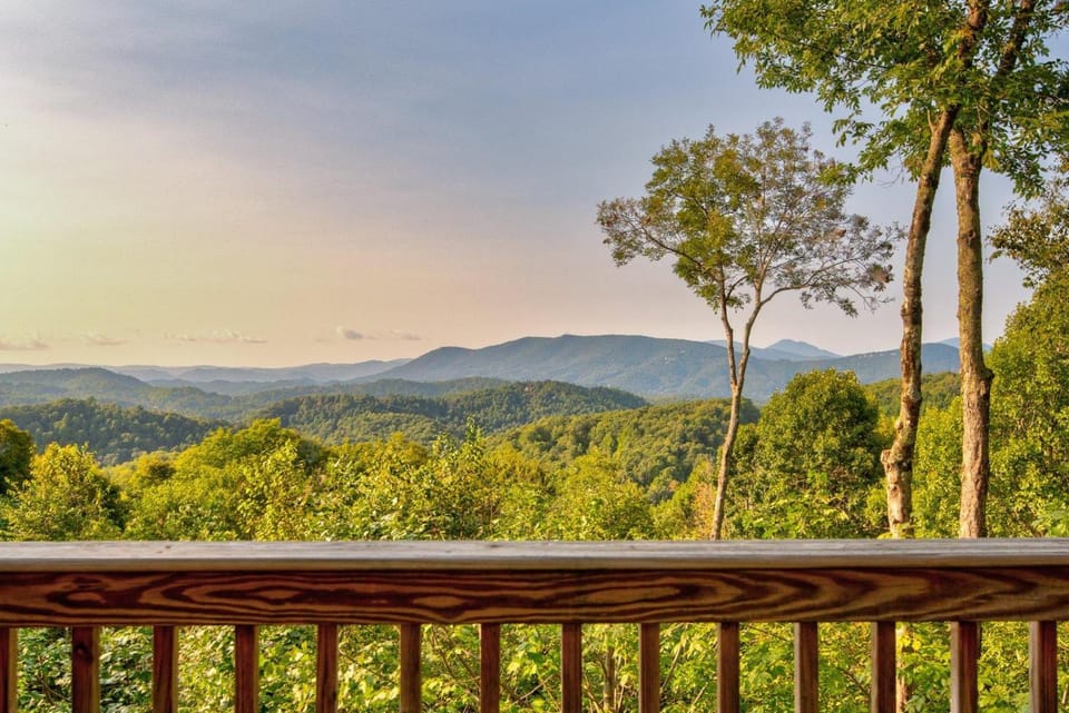 Above it All House in Watauga