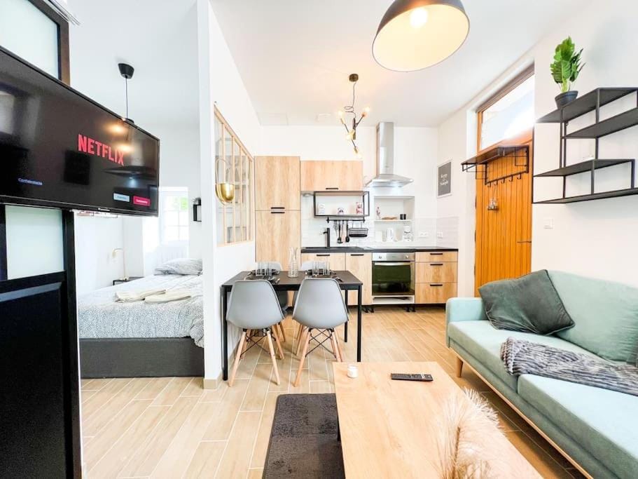 Nouveau * L’élégant au cœur de Guingamp * Apartment in Brittany