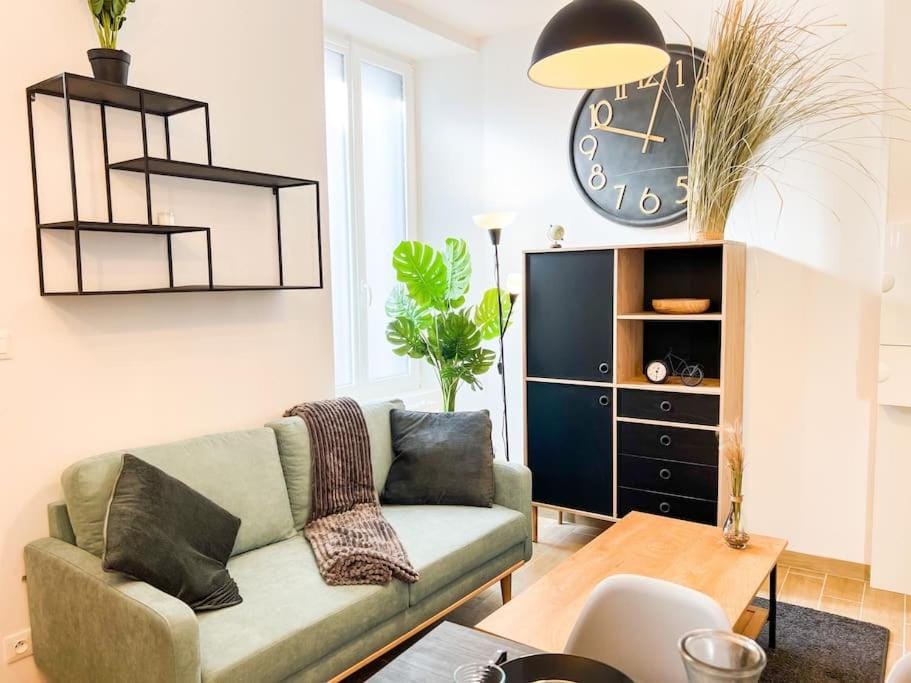 Nouveau * L’élégant au cœur de Guingamp * Apartment in Brittany