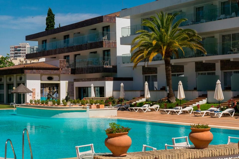 Property building, Swimming pool