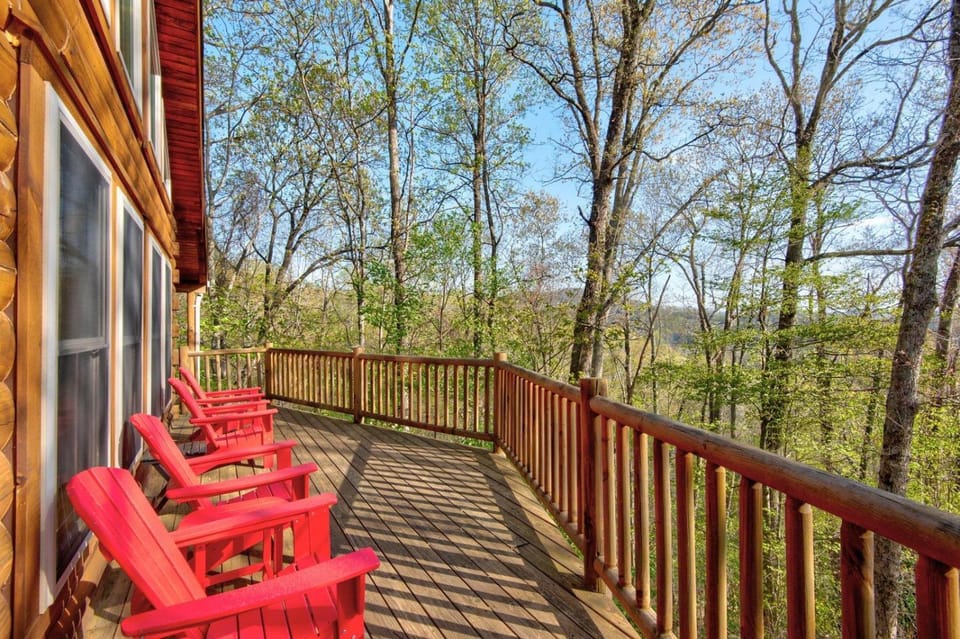 Chestnut Lodge House in Watauga