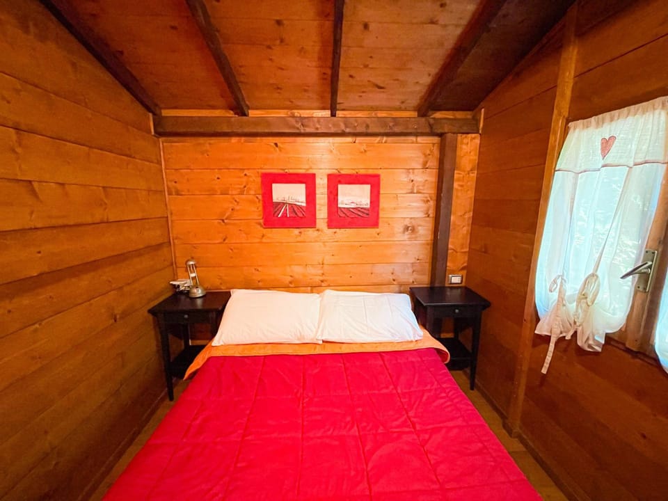 Property building, Living room, Bedroom