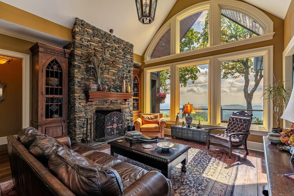 View House House in Watauga