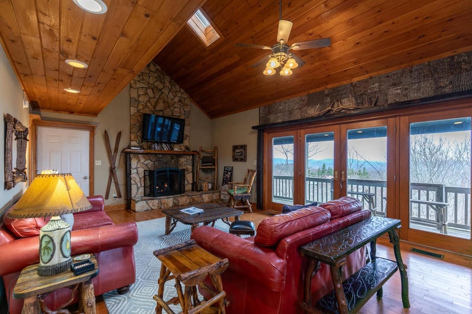 Antlers Lodge House in Watauga