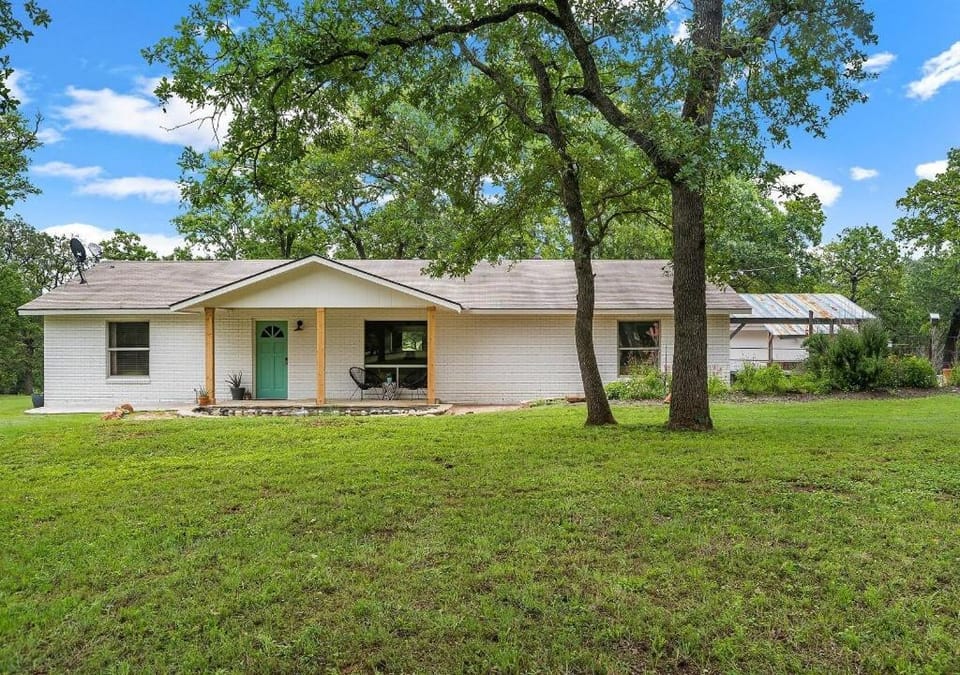 Casa Crabapple Sleeps 13 Private and Hot Tub House in Rio Grande
