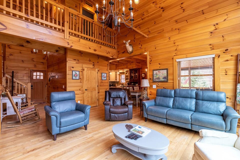 Cardinals Nest House in Tennessee