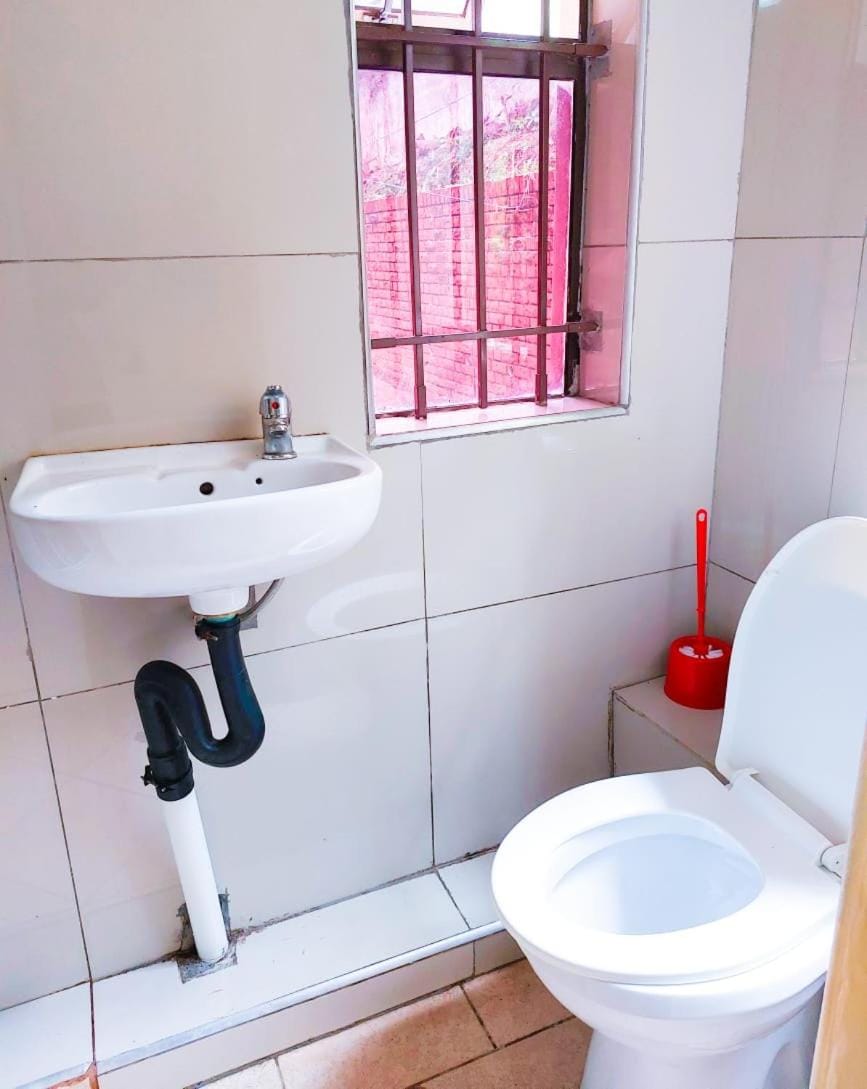Golden Guesthouse Durban Bed and Breakfast in Durban