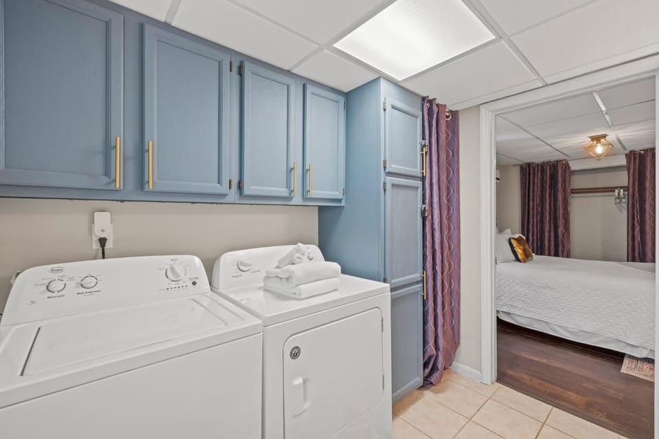 Tranquility Suite Pet- Friendly Apartment in Woodfin