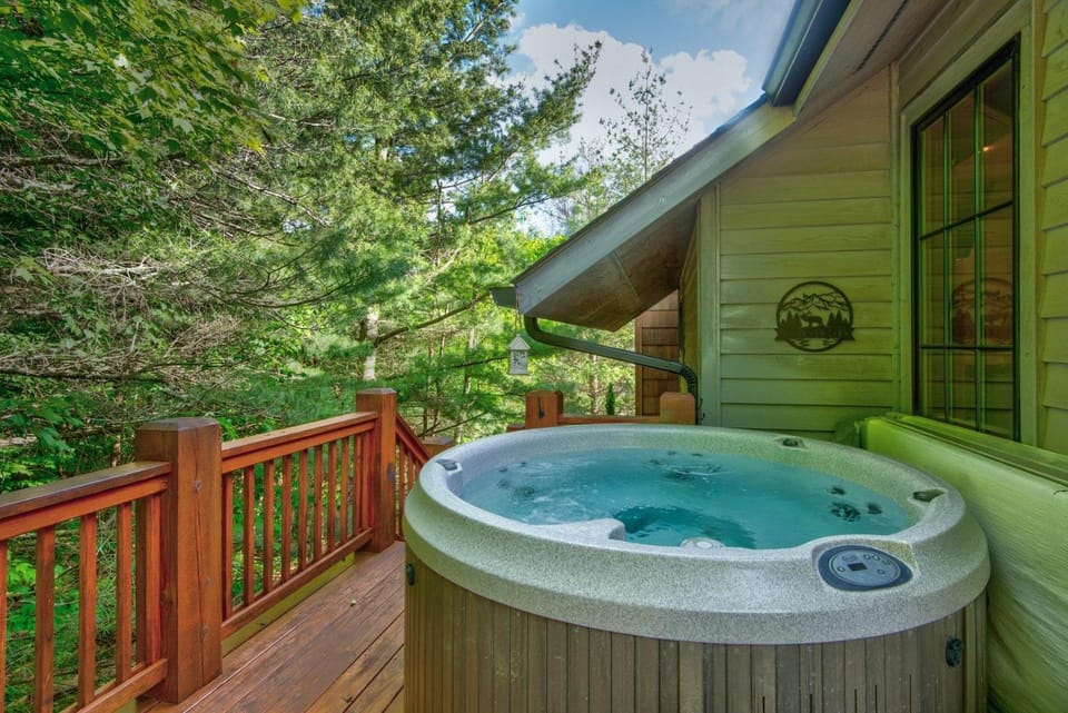 Banner View House in Watauga