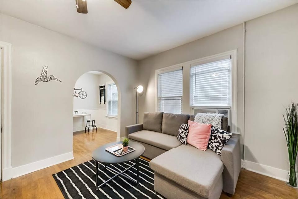 Global Cup Lower-Greenville Landing Close to Everything Apartment in Dallas
