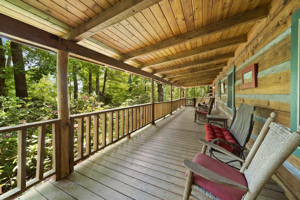Natures Call House in Watauga