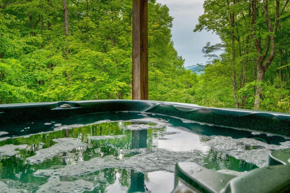 Hebron Falls House in Watauga