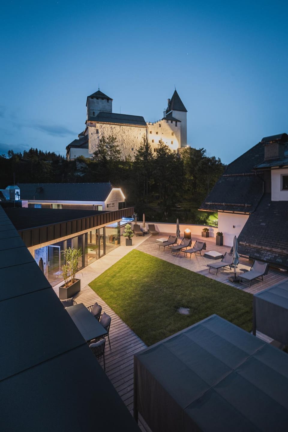 Property building, Night, Pool view, Swimming pool