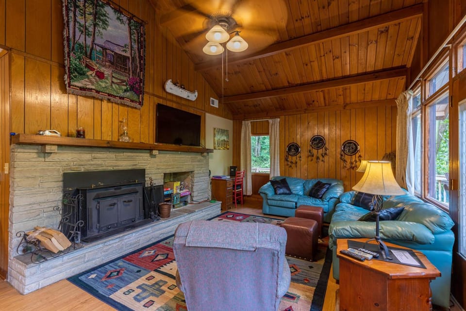 Rivers Edge in Todd House in Watauga