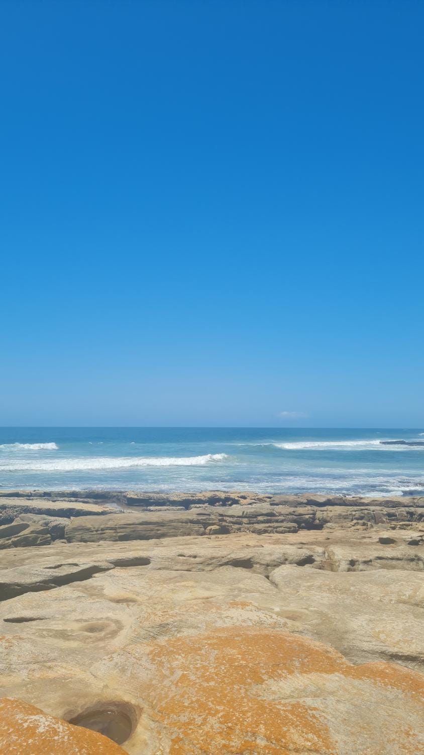 Tropical 4 Bedroom 3 bathroom 8 to 10 sleeper Holiday Getaway House in KwaZulu-Natal