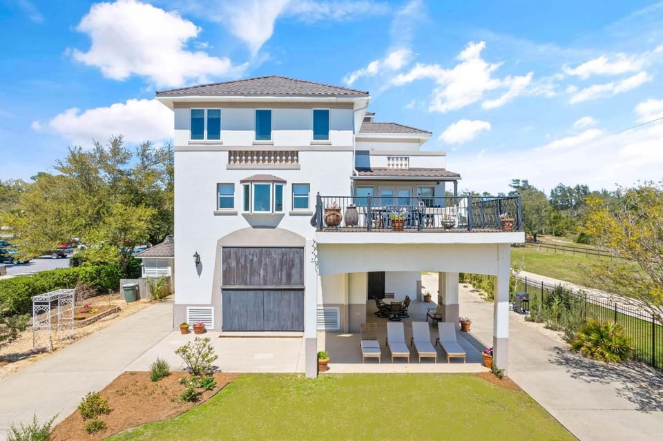 Bella Villa Estate House in Perdido Key