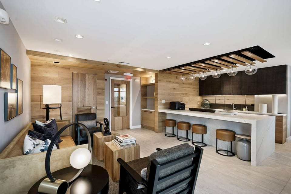 Communal lounge/ TV room, Seating area