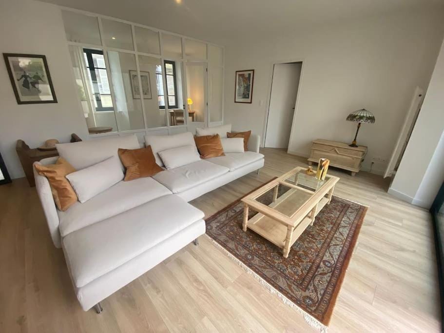 Ty Dag - Terre de bas - plein centre parking privé Apartment in Finistere