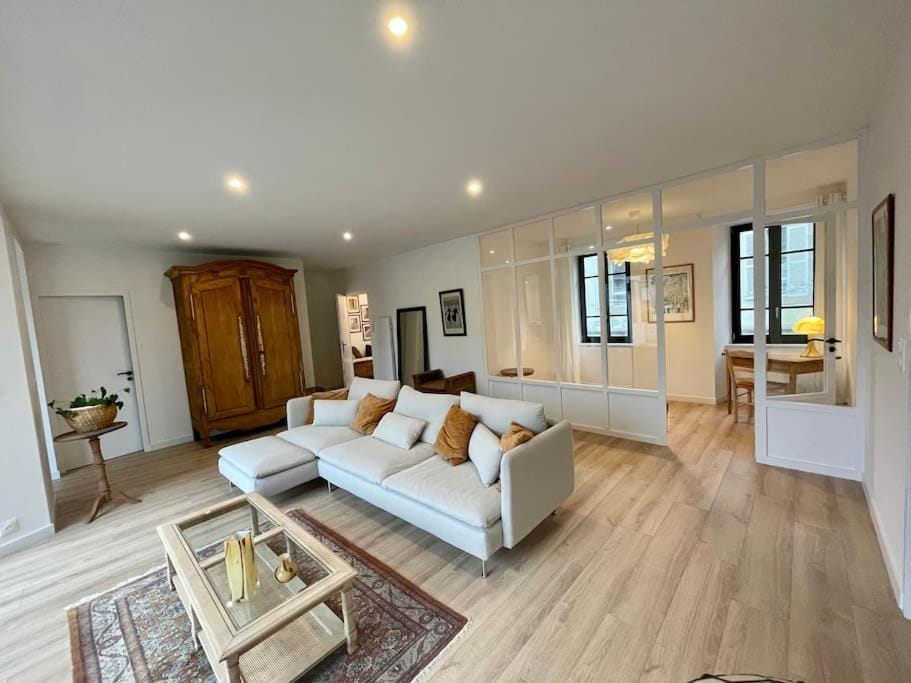 Ty Dag - Terre de bas - plein centre parking privé Apartment in Finistere