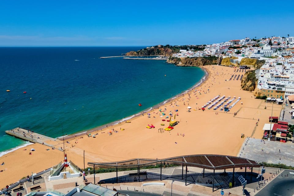 Nearby landmark, Restaurant/places to eat, Day, People, Natural landscape, Bird's eye view, Beach, Evening entertainment, Pool view, Pool view, Sea view, sunbed