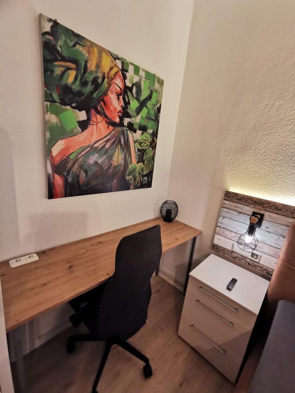 Photo of the whole room