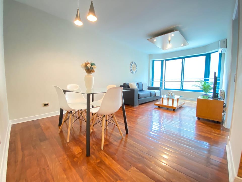 Living room, Seating area, Dining area, heating, air conditioner