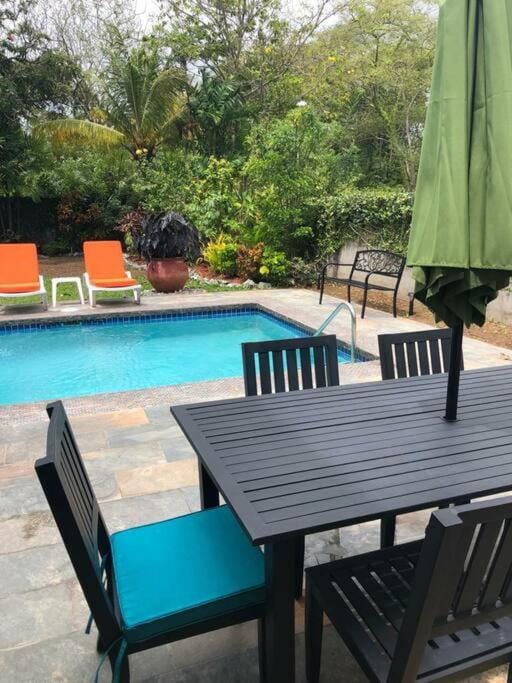 Pool view, Swimming pool, sunbed