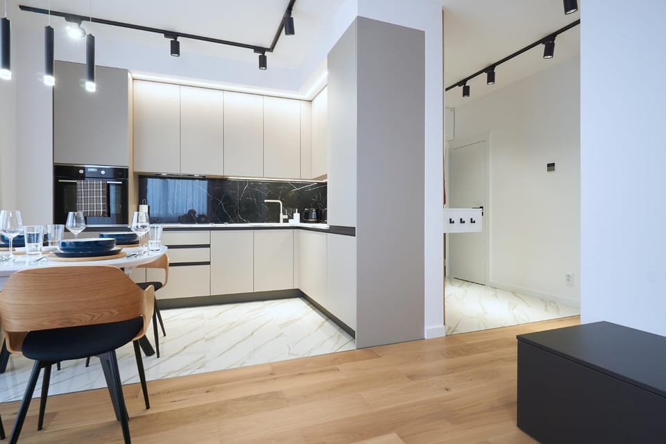 Kitchen or kitchenette, Dining area, dishwasher, pet friendly, stove