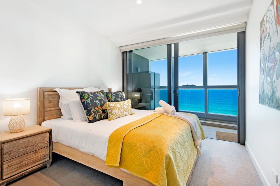 Jewel Broadbeach Luxury Apartment - CoastHM Apartment in Surfers Paradise