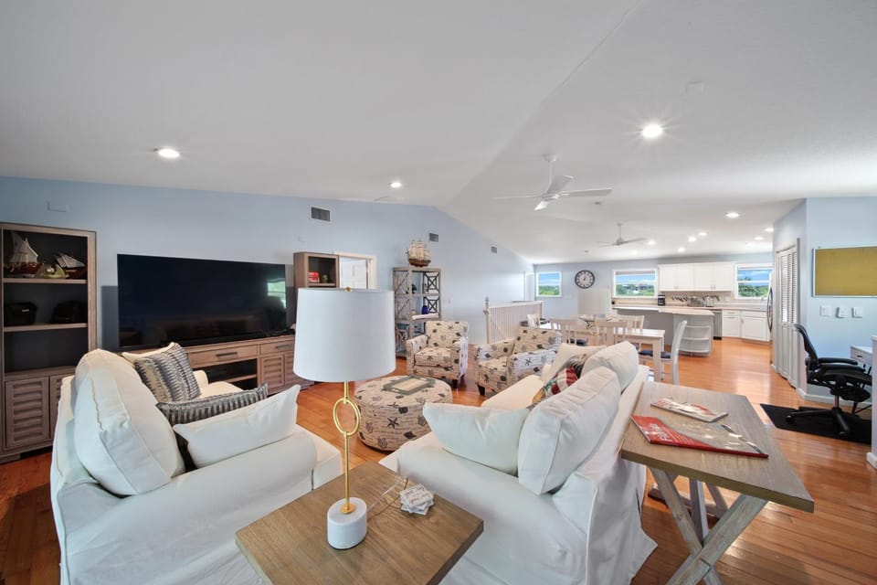 Jensen Beach pool home w/ Guest Suite House in Jensen Beach