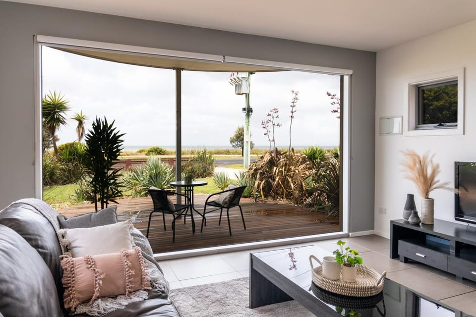 Beach Retreat House in Melbourne