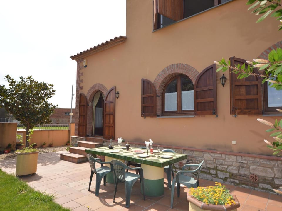 Casa con piscina privada, jardín, barbacoa, wifi y despacho en Costa Brava - ES-89-83 House in Alt Empordà