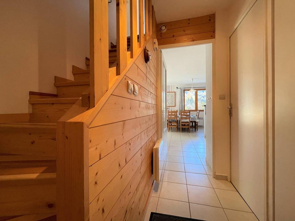 Maison Duplex 3 Chambres avec Jardin et Parking - Briançon - FR-1-330C-138 House in Briançon