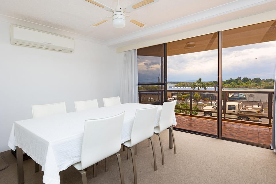View (from property/room), Dining area