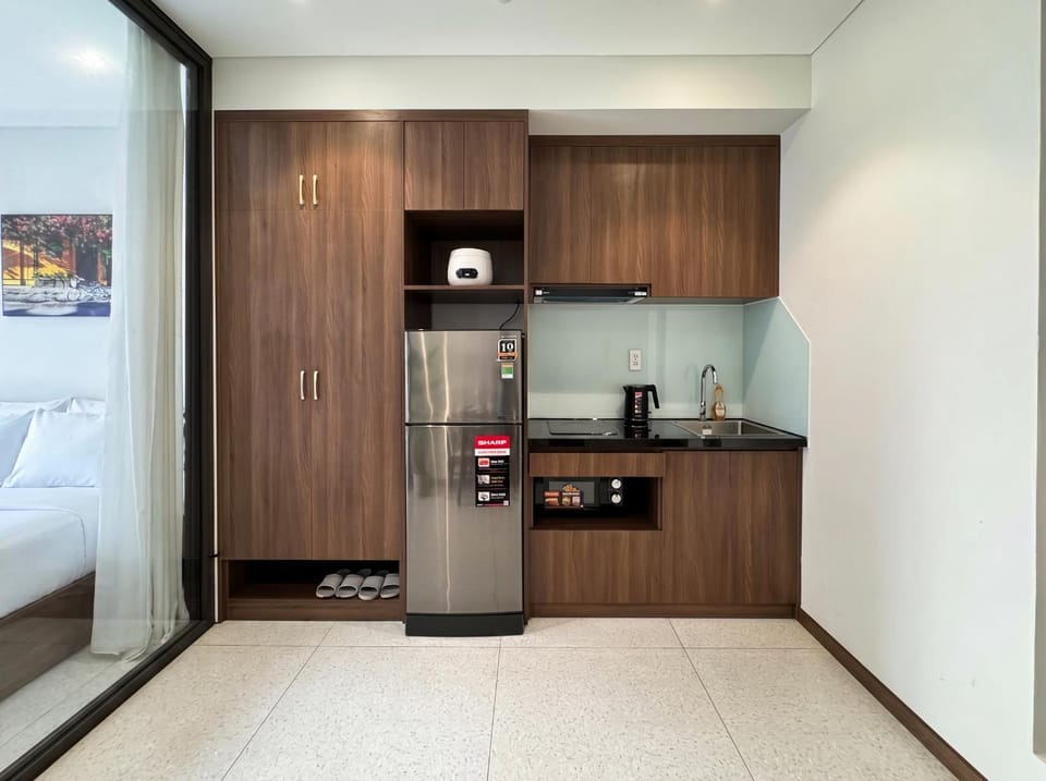 Photo of the whole room, stove